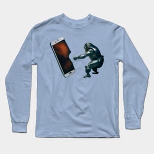 Robot vs. Smartphone Long Sleeve T-Shirt